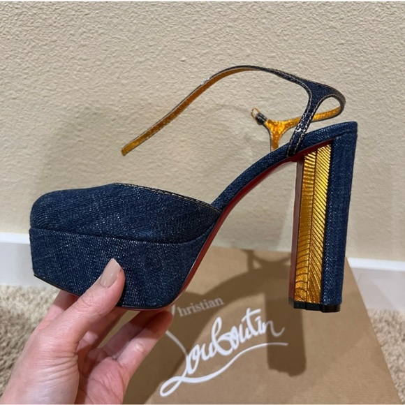 Christian Louboutin 37.5 - Picture 2 of 4
